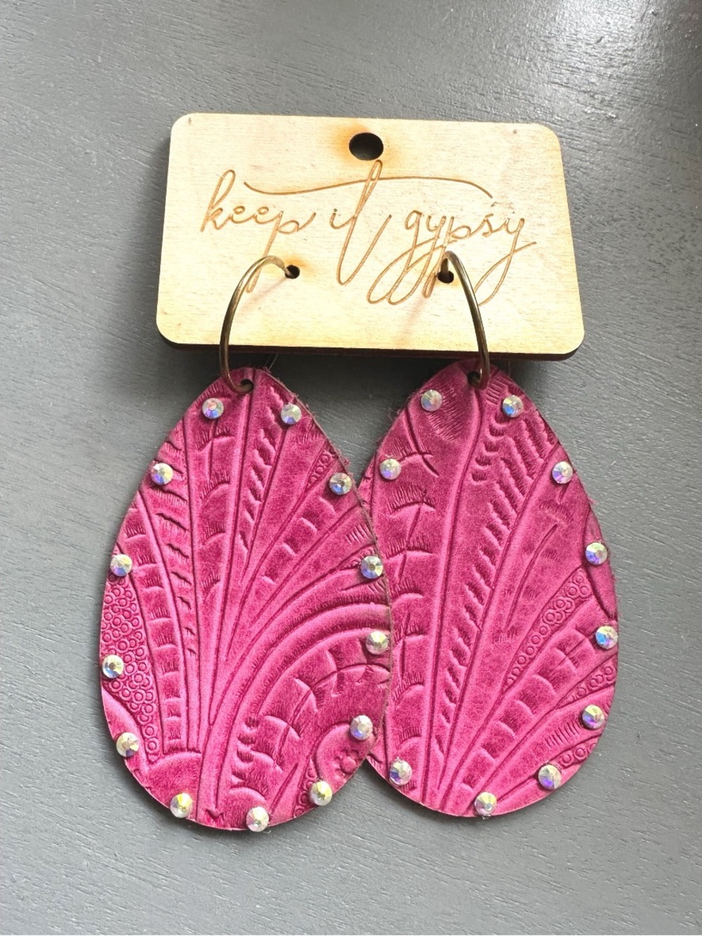 Keep it Gypsy Hot Pink Tooled Leather Teardrop Shaped earrings NWT